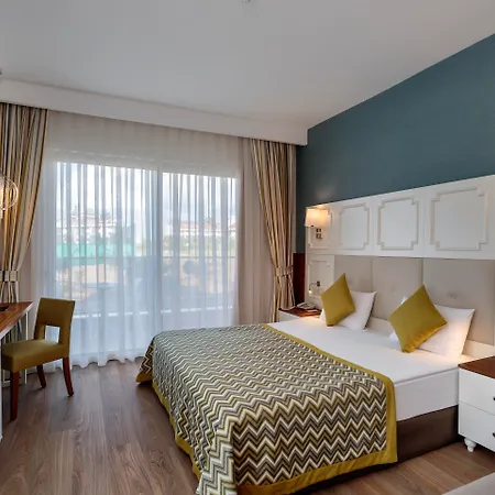Well Palace Hotell 5*