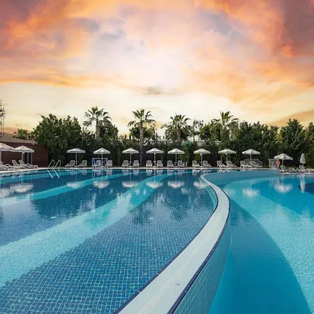 Well Palace Hotel 5*